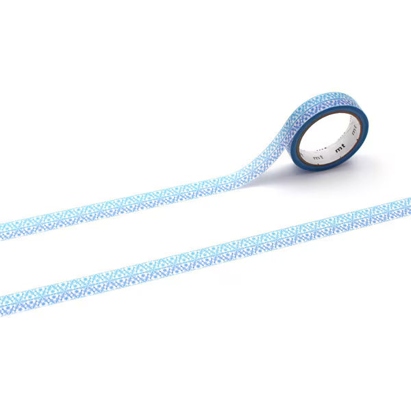 MT Christmas 2025 Washi Tape Snowflake – light blue and white snowflake pattern on 10mm washi tape roll.